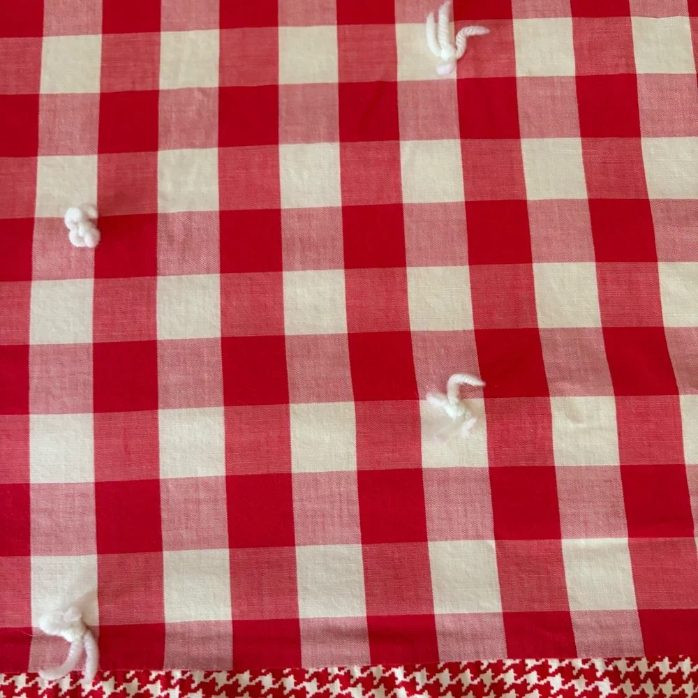 Vintage Red Patchwork Tied Quilt Comforter Strawberry Bandana Gingham 86x78 READ